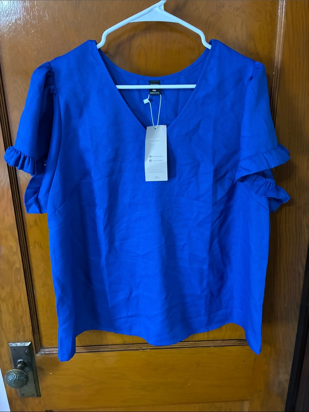 ❤️ 2/$10 - NWT Shein Curve Blue Women's Top